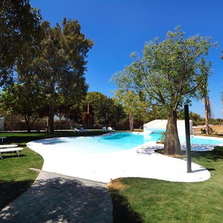 Hacienda Laguna Seca - Apart. Lavanda Chiclana de la Frontera Bagian luar foto
