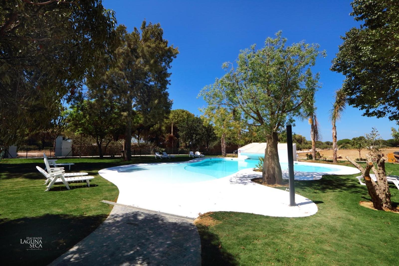 Hacienda Laguna Seca - Apart. Lavanda Chiclana de la Frontera Bagian luar foto