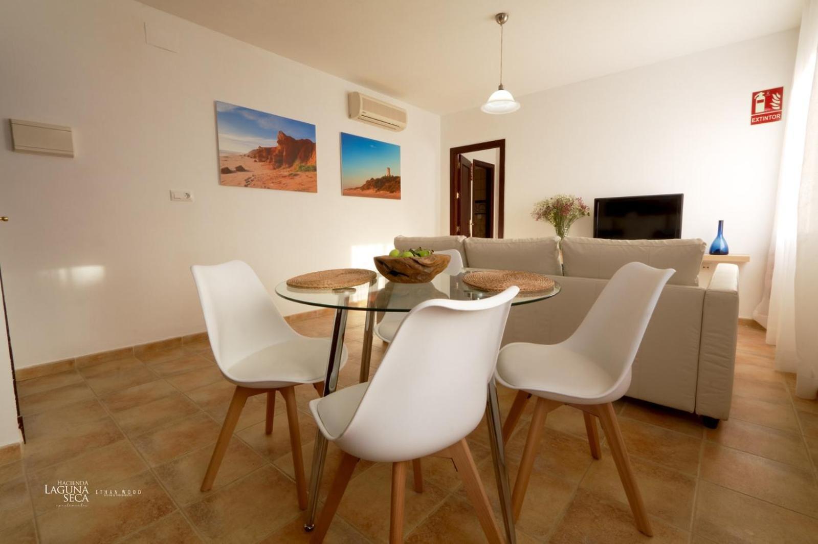 Hacienda Laguna Seca - Apart. Lavanda Chiclana de la Frontera Bagian luar foto