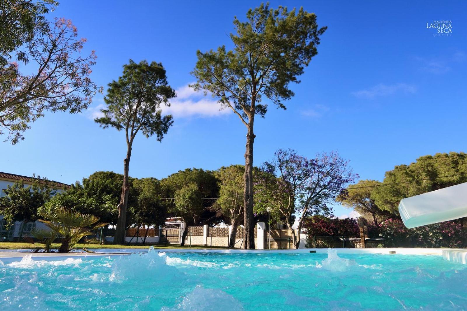 Hacienda Laguna Seca - Apart. Lavanda Chiclana de la Frontera Bagian luar foto
